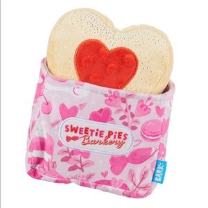 NWT, Barkbox “The Cutie Cookie” Dog Toy